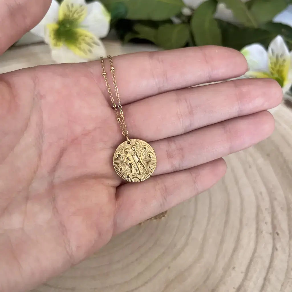 Bijou Pendentif Gémeaux avec Pierre de Pouvoir en or, idéal pour les amateurs d'astrologie