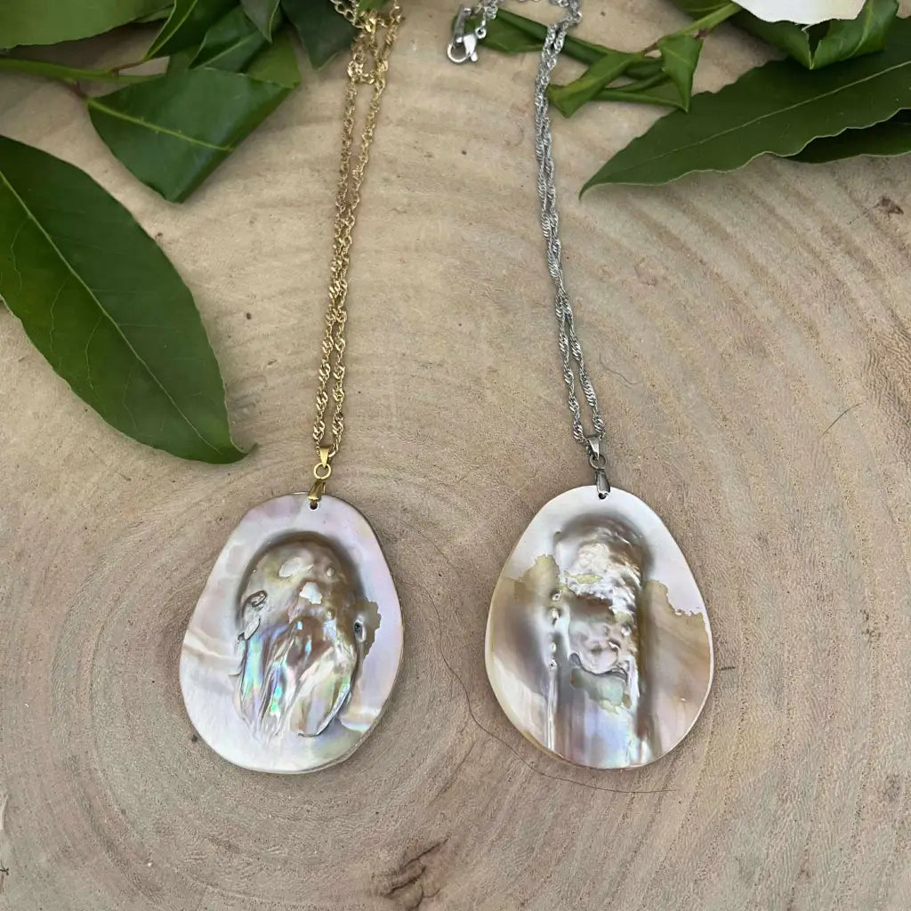 Pendentif Huître Perlière en Nacre Naturelle Or Collier