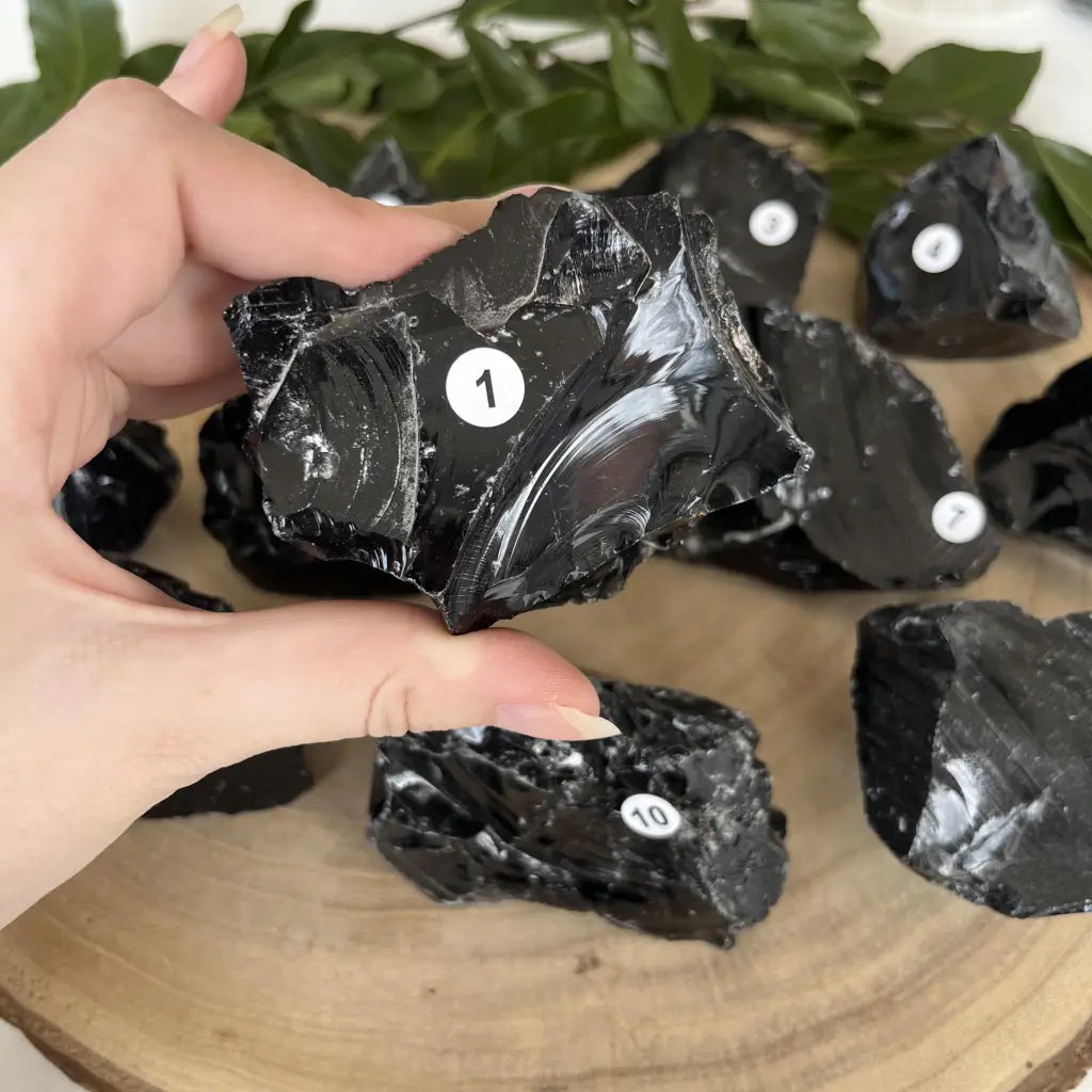 Pierre Obsidienne Noire Brute et Ses Pouvoirs - 1