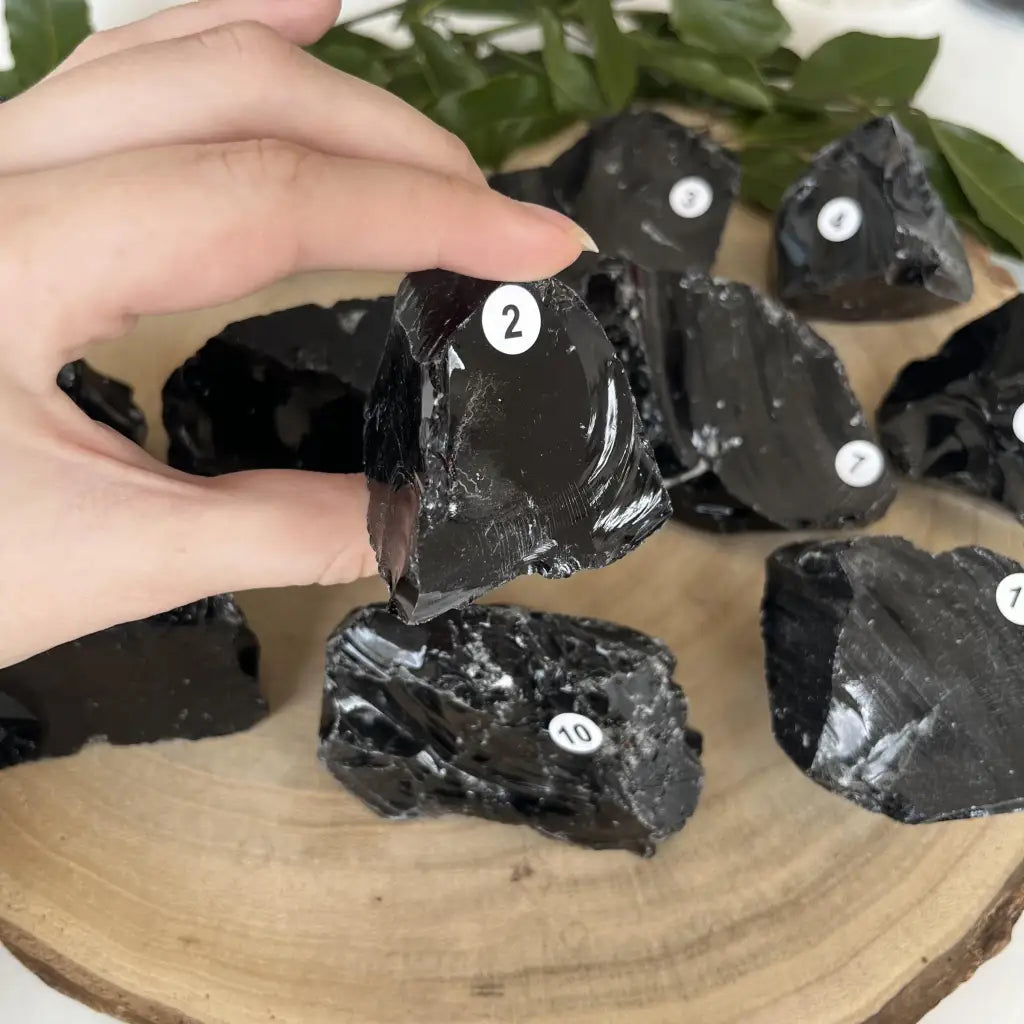 Pierre Obsidienne Noire Brute et Ses Pouvoirs - 2