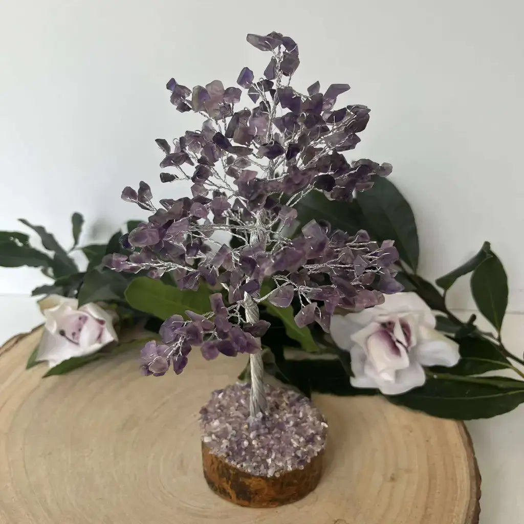 Arbre en Pierres Naturelles en améthyste avec base en bois, décoratif et énergisant