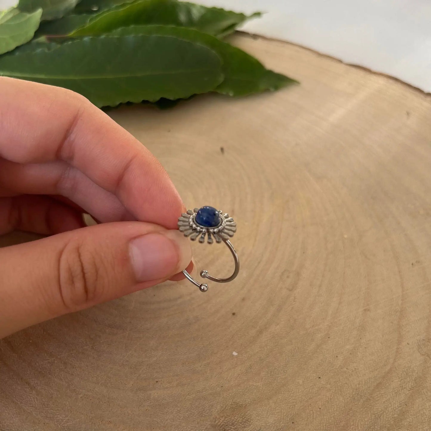 Bague ajustable Fleur avec Pierre Naturelle - bague