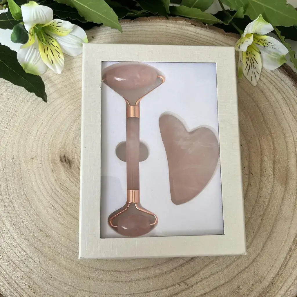 Coffret Gua sha et Rouleau de massage en Quartz rose avec finition en or rose