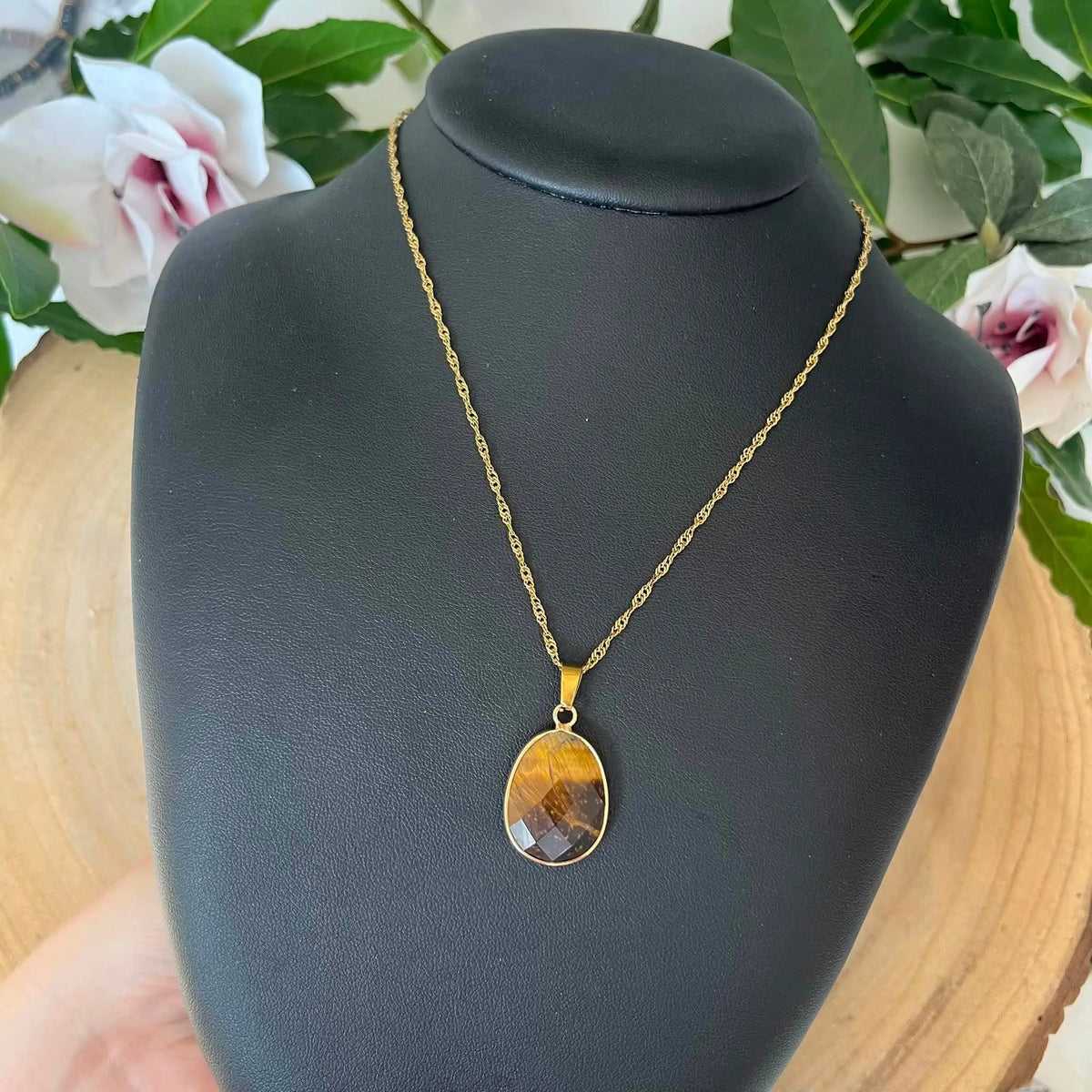 Collier Pendentif Œil de Tigre Naturel Facetté