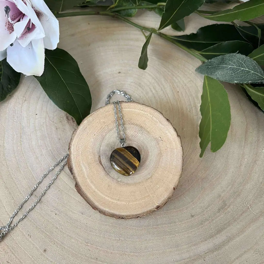 Collier Petit Cœur en Œil de Tigre Naturel – Force
