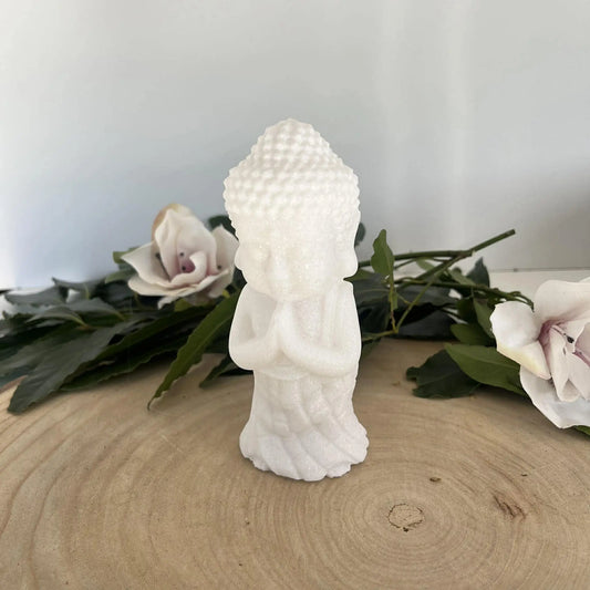 Figurine bouddha indien en jade blanc de 140 mm avec texture lisse et détails des boucles pour décoration zen