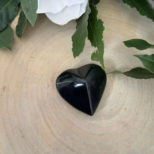 Galet en forme de cœur – Obsidienne Œil Céleste. Galet pierre naturelle Aura de Roche poli noir brillant déco et massage