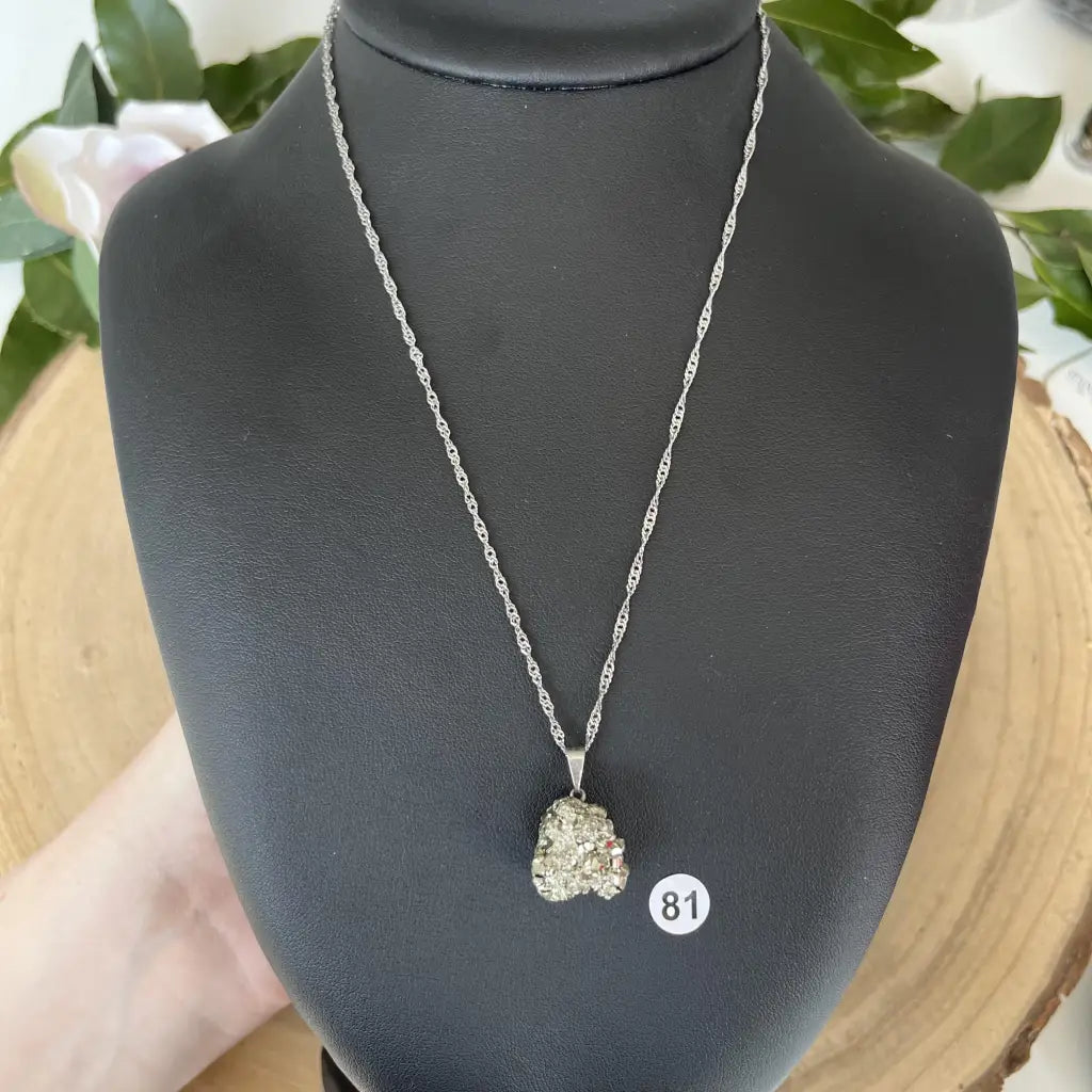 Pendentif Pyrite Brute - 81 - pendentif pyrite brute