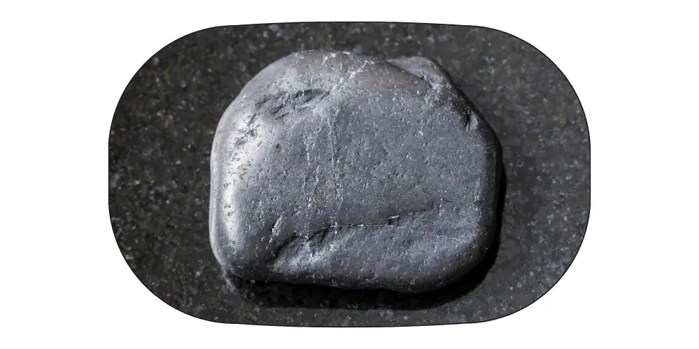 La Shungite: Une Pierre aux Vertus Multiples